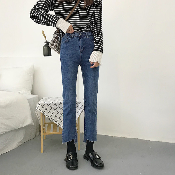 Γυναικεία casual τζιν σε σκούρο μπλε χρώμα