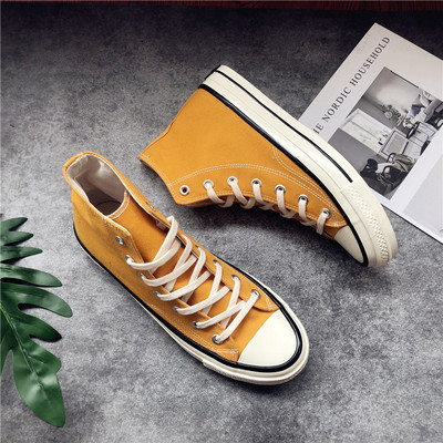 Αθλητικά πάνινα παπούτσια για άνδρες και γυναίκες σε διάφορα χρώματα