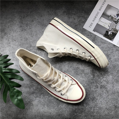 Αθλητικά πάνινα παπούτσια για άνδρες και γυναίκες σε διάφορα χρώματα