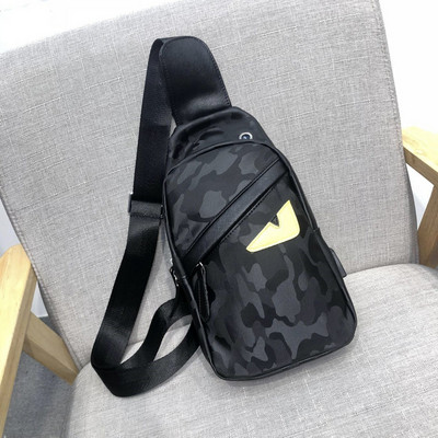 Casual ανδρική τσάντα σε μαύρο και καμουφλάζ χρώμα
