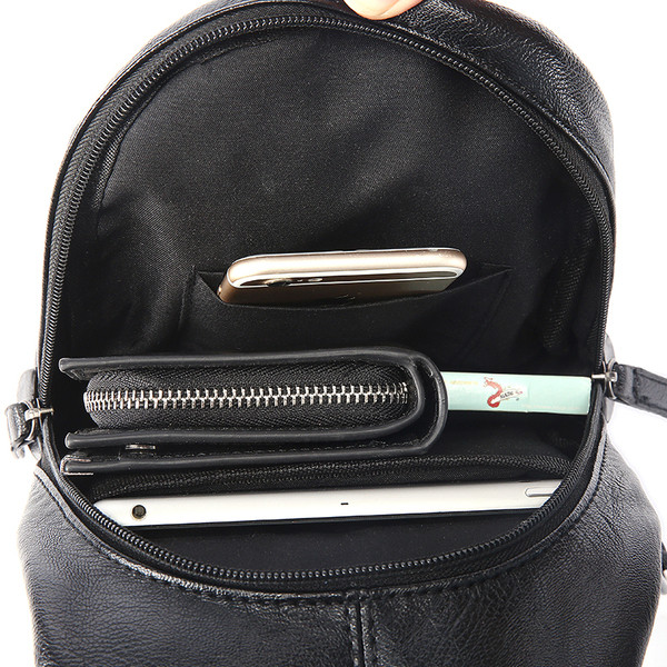 Casual ανδρική τσάντα με τσέπες σε μαύρο χρώμα