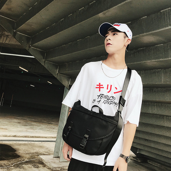 Alkalmi férfi nagy táska fekete színben