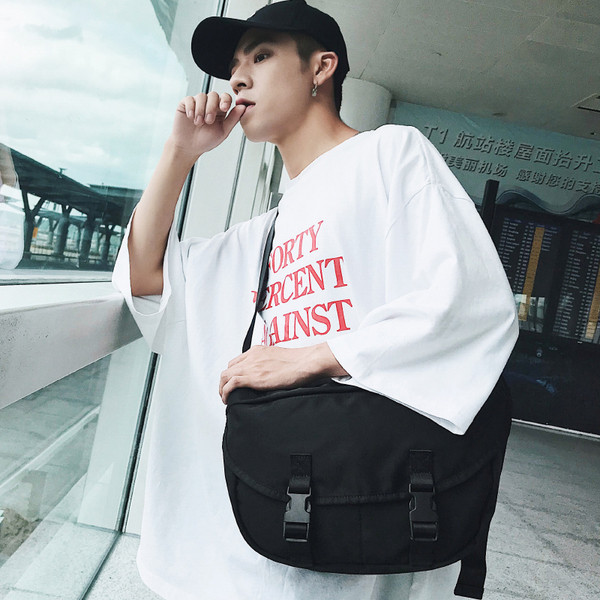 Alkalmi férfi nagy táska fekete színben