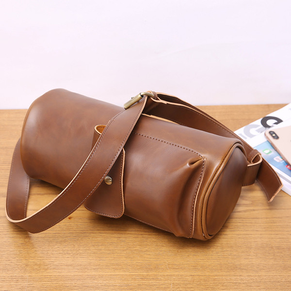 Alkalmi férfi táska zsebbel, két színben