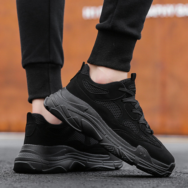 Férfi sportcipő durva talppal, négy színben