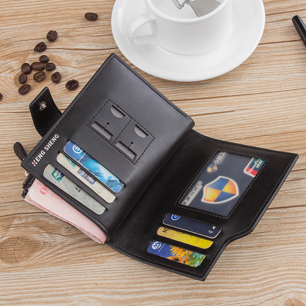 Мъжки портфейл от еко кожа с цип в няколко цвята