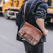 Κομψή ανδρική τσάντα δερματίνη σε τρία χρώματα