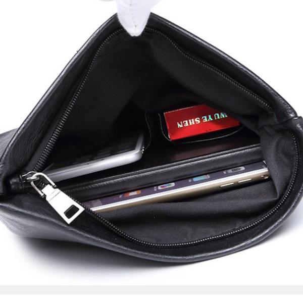 Öko bőrből készült kis férfi táska fekete színben