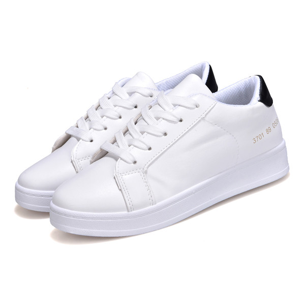 Γυναικεία σπορ-casual πάνινα παπούτσια με κορδόνια