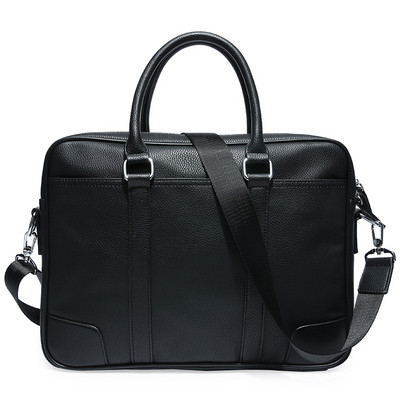 Κομψή επαγγελματική ανδρική τσάντα σε μαύρο χρώμα