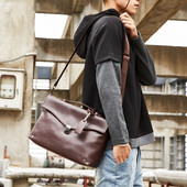 Casual ανδρική τσάντα σε δύο χρώματα από οικολογικό δέρμα