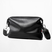 Κομψή δερμάτινη ανδρική τσάντα  σε μαύρο χρώμα