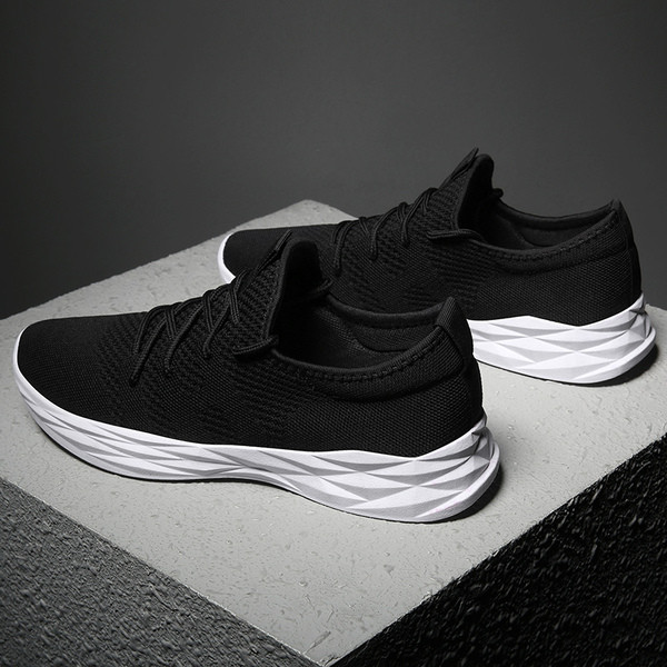 Αθλητικά αναπνέοντα πάνινα παπούτσια για άνδρες σε διάφορα χρώματα