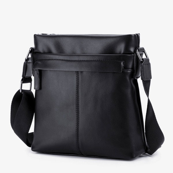 Ανδρική τσάντα από συνθετικό δέρμα σε μαύρο χρώμα