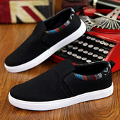 Ανδρικά μοκασίνια σε μαύρο κόκκινο και μπλε χρώμα