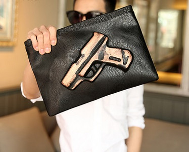 Alkalmi férfi táska két színben