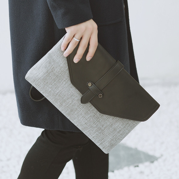 Κομψή επαγγελματική ανδρική τσάντα  σε μαύρο και γκρι χρώμα