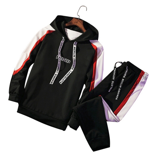 Set barbati care include un hanorac cu gluga si pantaloni sport in mai multe culori