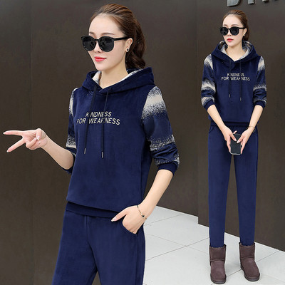 Γυναικείο αθλητικό σετ  για το φθινόπωρο και το  χειμώνα σε τρία χρώματα