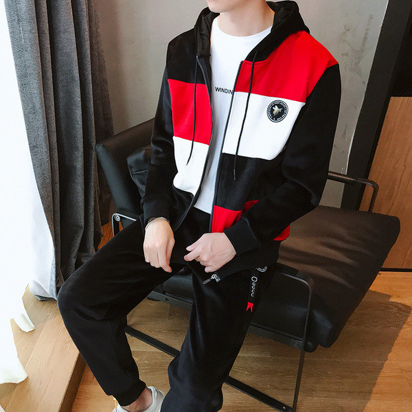 Καθημερινό σετ βελούδινο  για άνδρες με έγχρωμα εμβλήματα