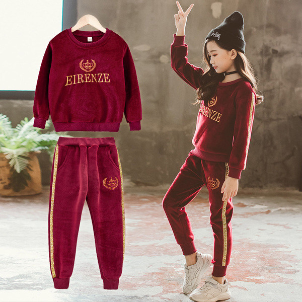 Μοντέρο παιδικό σετ  για κορίτσια με κεντήματα από βελούδο σε διάφορα χρώματα