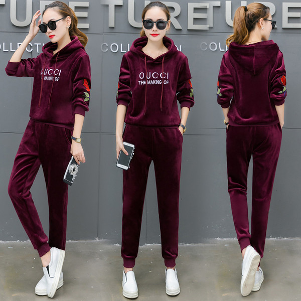 Stílusos női szett több színben