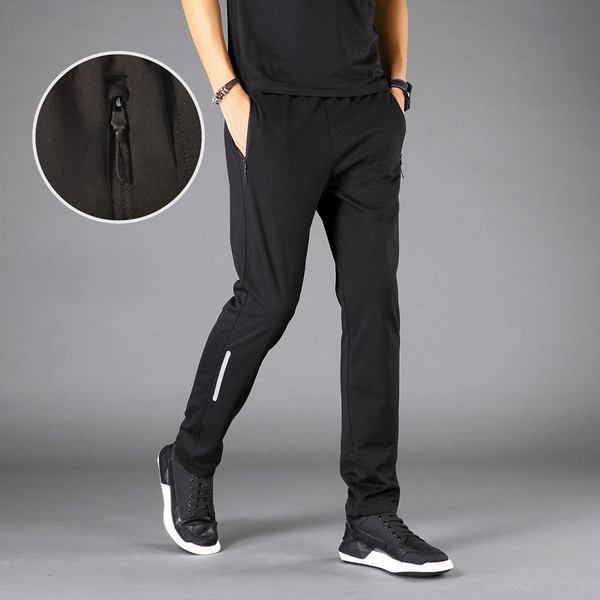 Ανδρικά αθλητικά παντελόνια σε μαύρο και σκούρο μπλε χρώμα