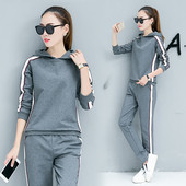 Μοντέρνο γυναικείο σετ με  κουκούλα  σε διάφορα χρώματα