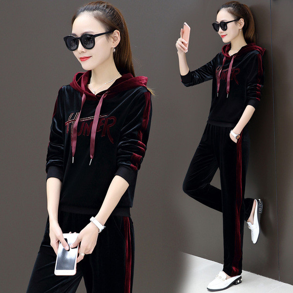 Női bársony szett három színben