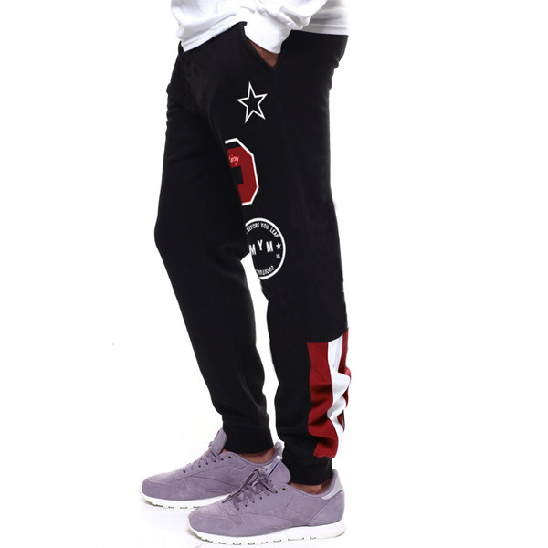 Férfi sport fehérnemű fekete applikációkkal