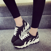 Női sport és alkalmi tornacipő két színben