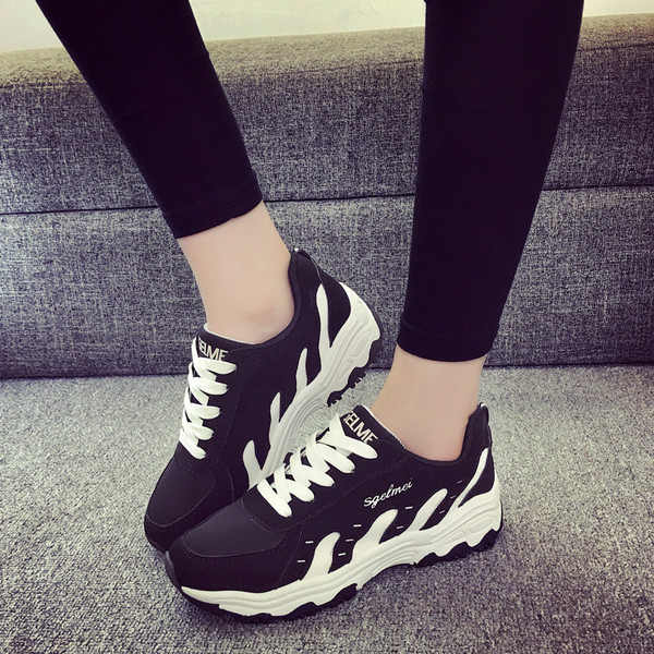 Női sport és alkalmi tornacipő két színben