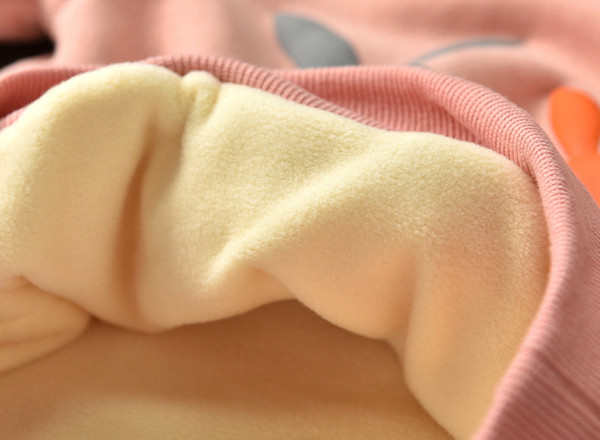 Χειμερινή μπλούζα για παιδιά με ζεστή επένδυση και τρισδιάστατο στοιχείο σε διάφορα χρώματα