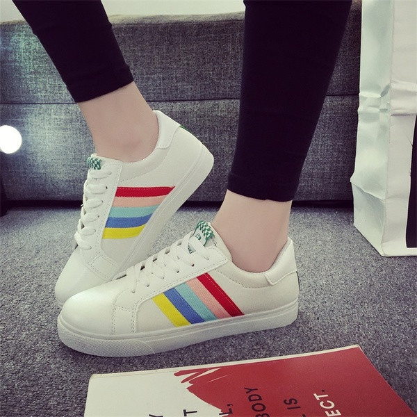 Tenisi moderni de dama cu sireturi in doua culori