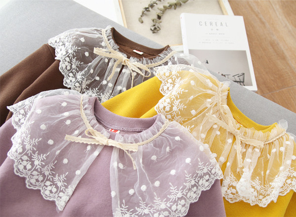 Модерна детска блуза за момичета с елемент-дантела в няколко цвята 