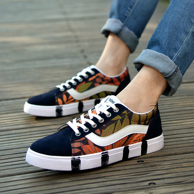 Alkalmi férfi tornacipő nyakkendővel több színben