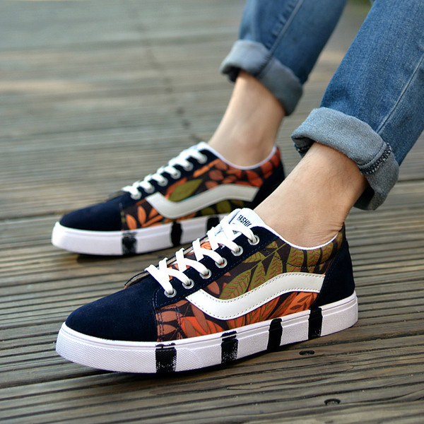 Alkalmi férfi tornacipő nyakkendővel több színben