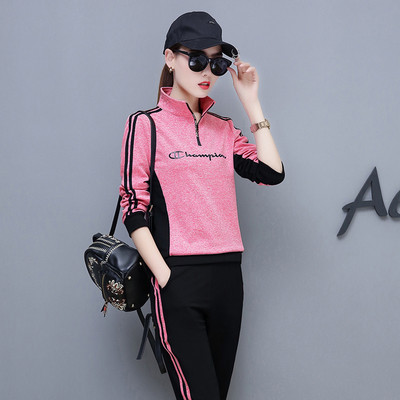 Női sportruha több színben