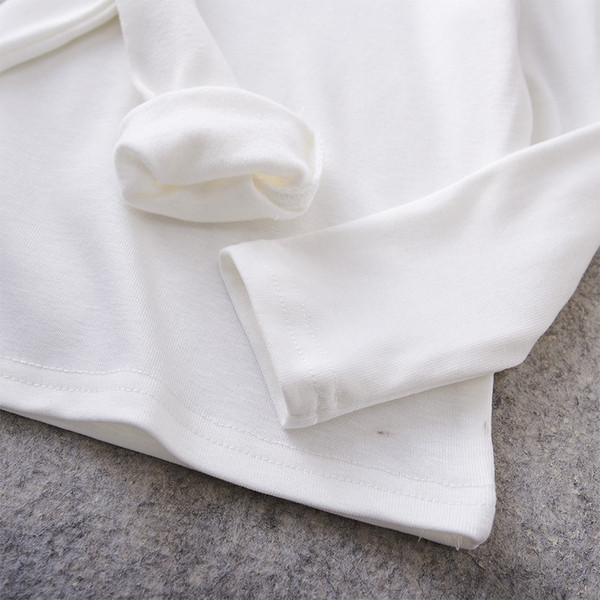 Μοντέρνα παιδική μπλούζα με O-λαιμόκοψη σε δύο χρώματα