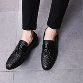 Κομψά ανδρικά μοκασίνια  με φούντες σε διάφορα χρώματα