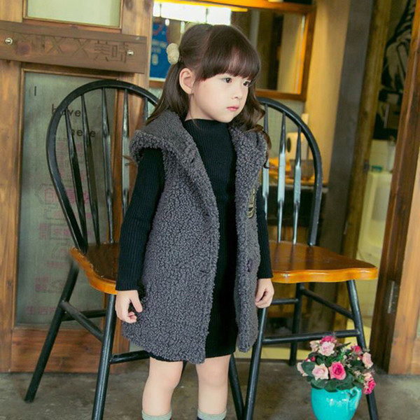 Μοντλερνο παιδικό γιλέκο με κουκούλα  για κορίτσια σε γκρι χρώμα