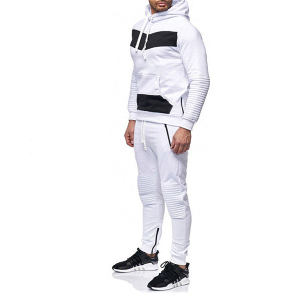 Ανδρικό σπορ σετ σε διάφορα χρώματα