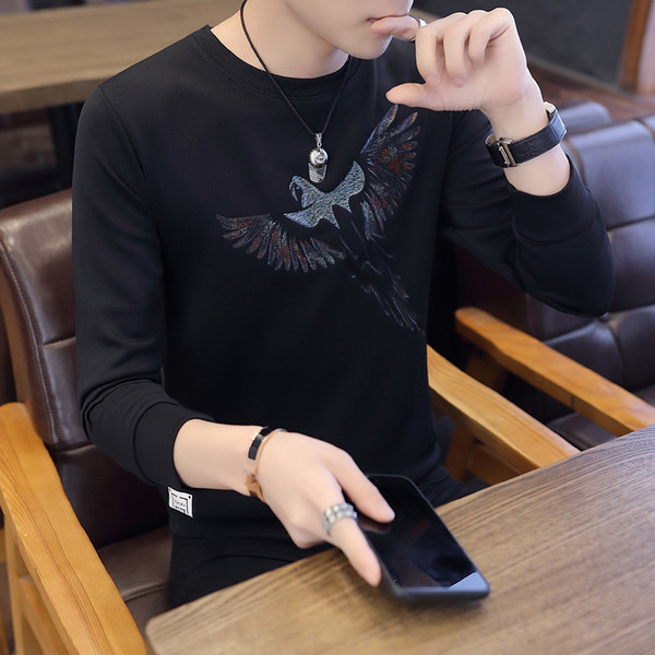 Modern férfi blúz fekete-fehér rátéttel