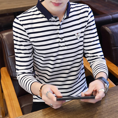 Férfi blúz hosszú ujjal és gallérral, két modellben