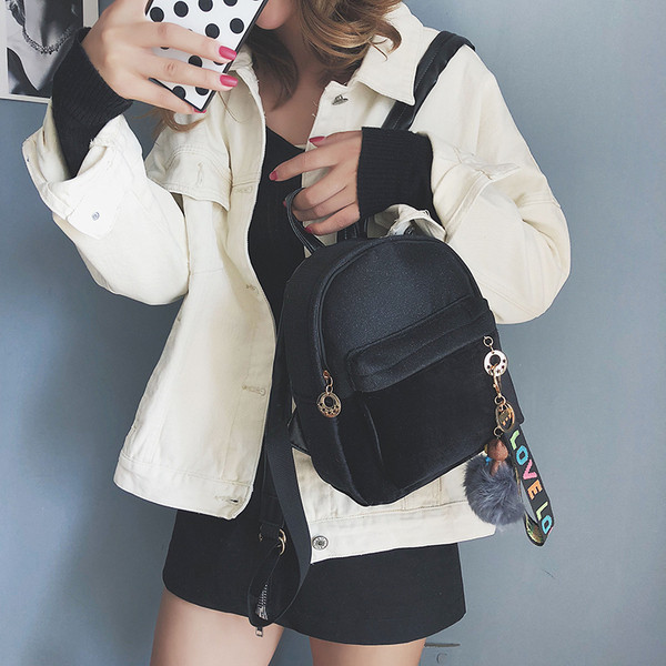 Rucsac mic de dama actual cu accesoriu in mai multe culori