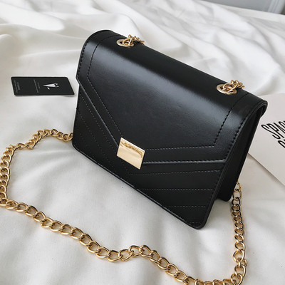 Κομψή γυναικεία δερμάτινη τσάντα