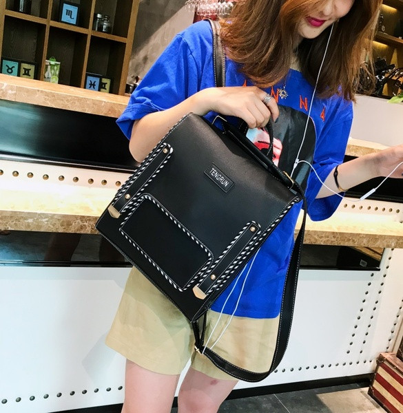 Rucsac de dama din piele ecologica alb-negru