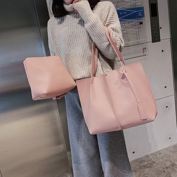 Női táska kiegészítővel több színben