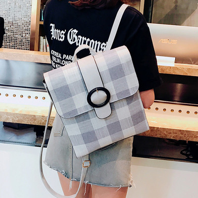 Καθημερινό γυναικείο σακίδιοσε τρία χρώματα