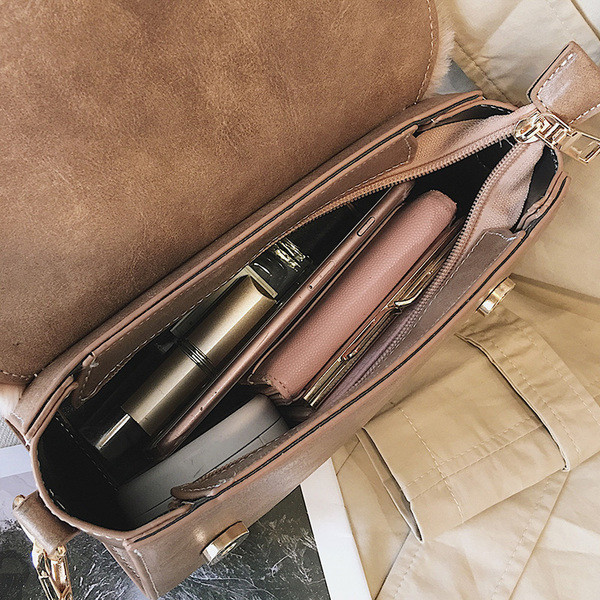 Női pehelytáska kiegészítővel több színben